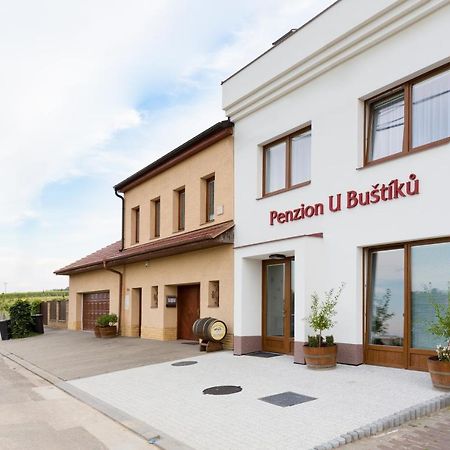 Penzion U Bustiku Sardice Екстериор снимка