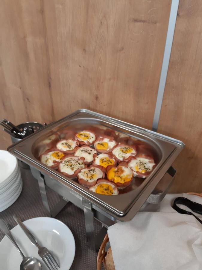 Penzion U Bustiku Sardice Екстериор снимка